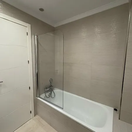 Apto Moderno Y Familiar Junto Al Mar Apartment *