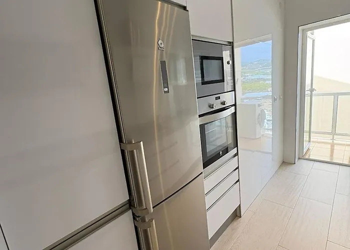 Apto Moderno Y Familiar Junto Al Mar Apartment *